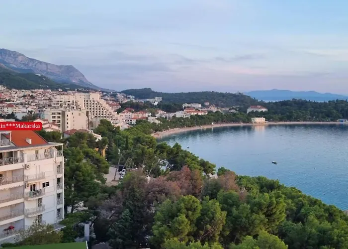 Martin Makarska, Close To The Daire Makarska