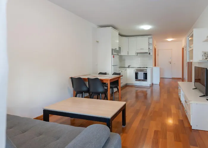 Martin Makarska, Close To The Makarska